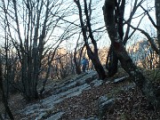 11 Sul sentiero 571